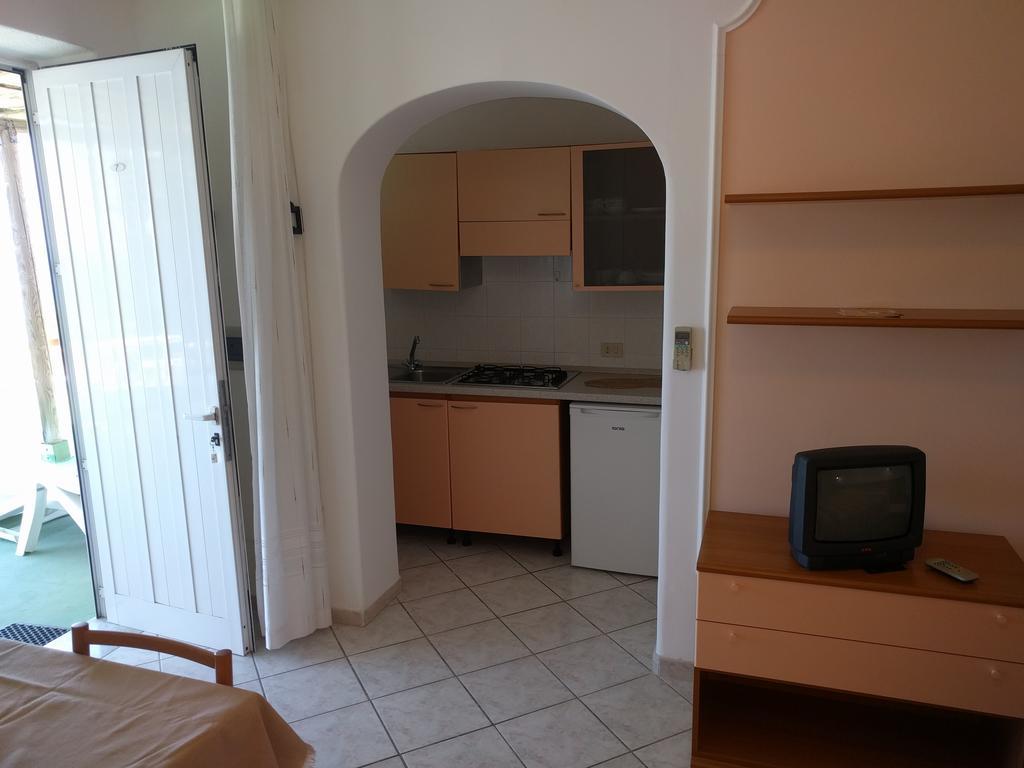 吉亚尔丁诺太阳住宅酒店 Forio di Ischia 外观 照片