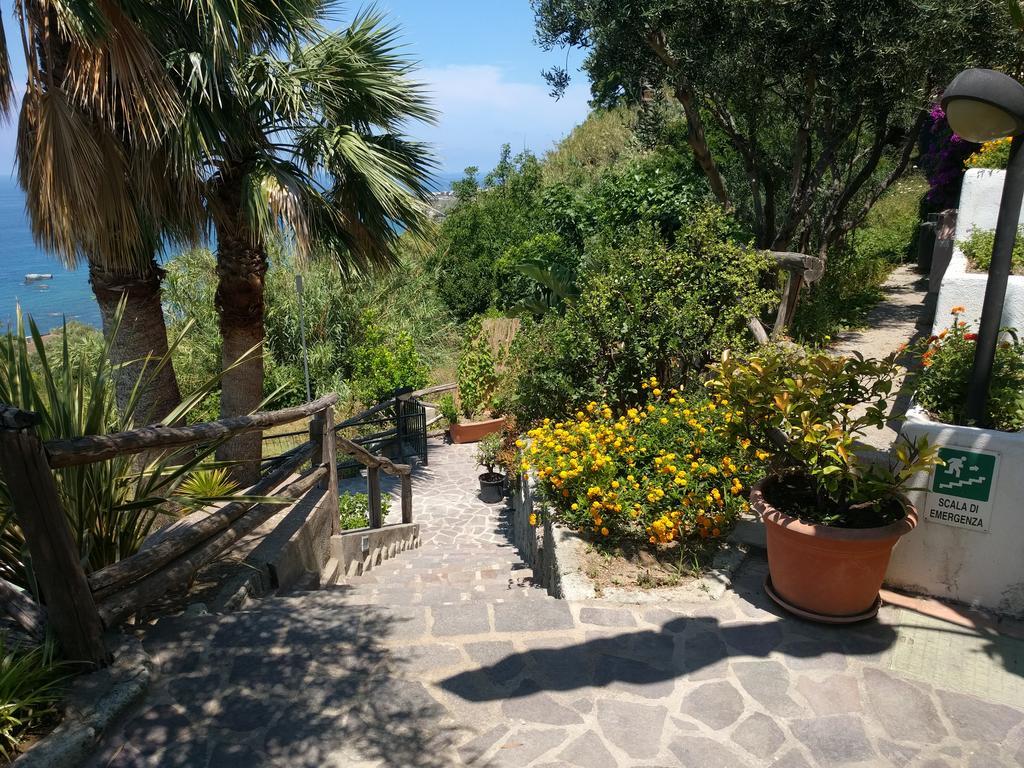 吉亚尔丁诺太阳住宅酒店 Forio di Ischia 外观 照片