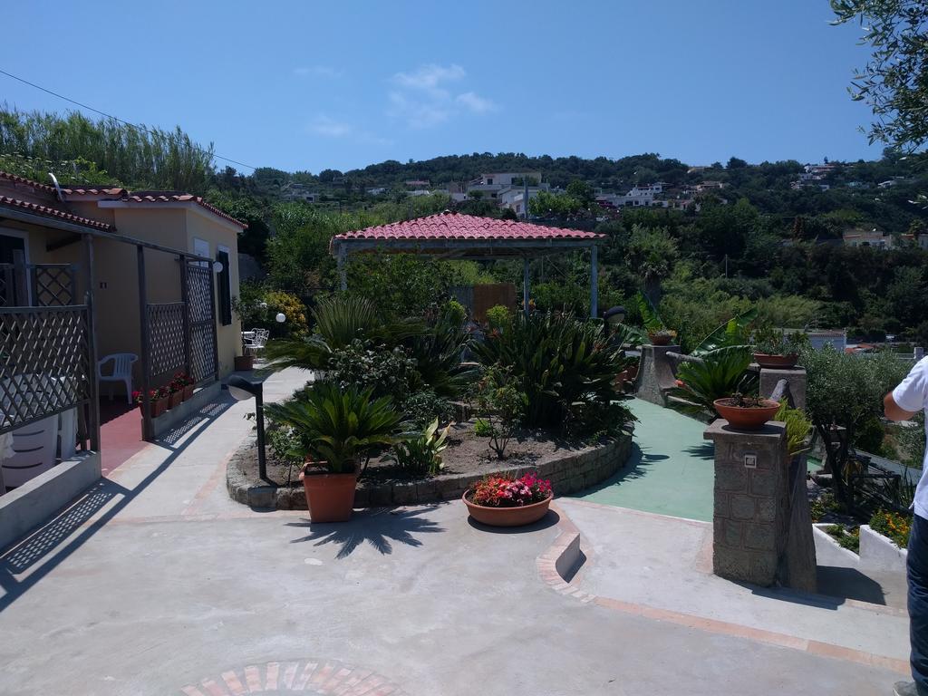 吉亚尔丁诺太阳住宅酒店 Forio di Ischia 外观 照片
