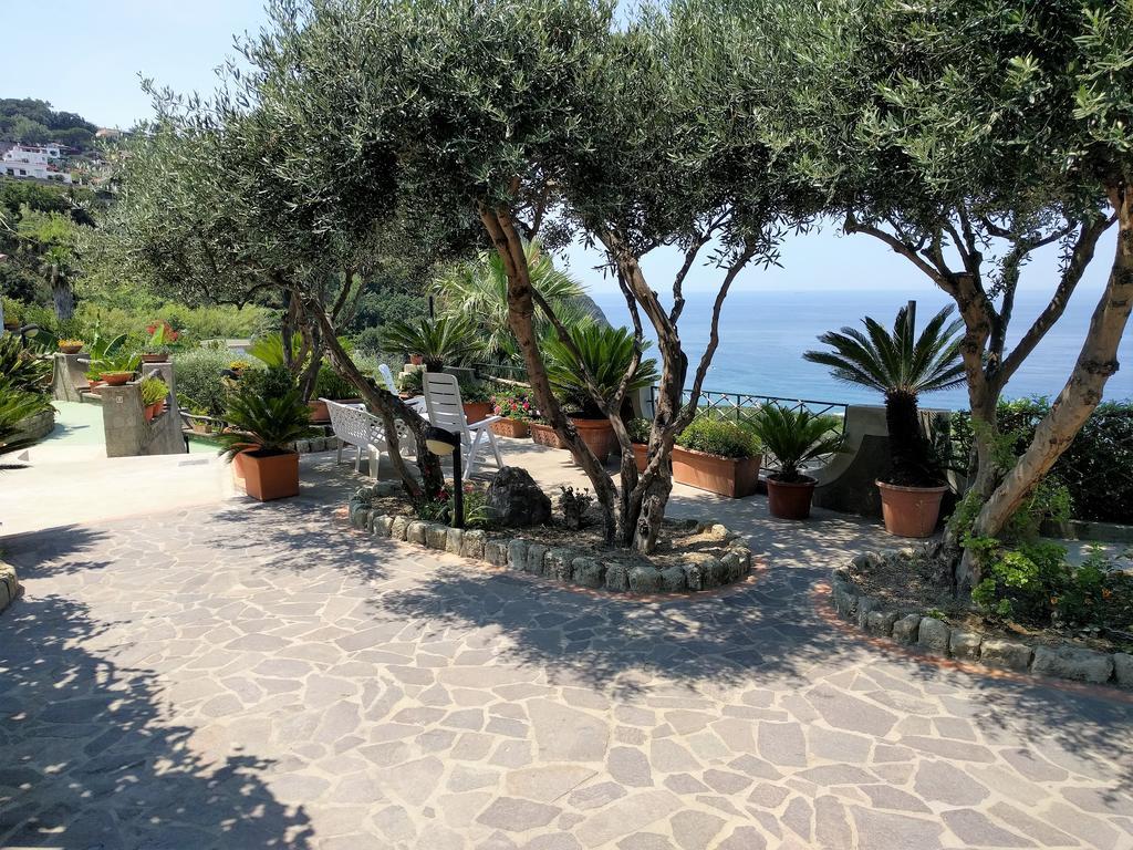 吉亚尔丁诺太阳住宅酒店 Forio di Ischia 外观 照片